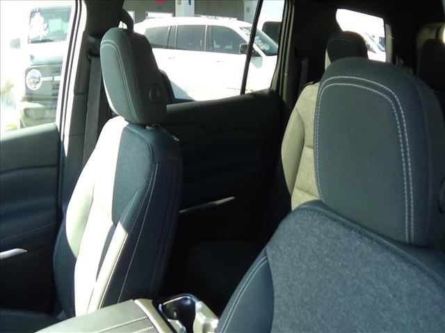 2025 Chevrolet Traverse LT:C6813