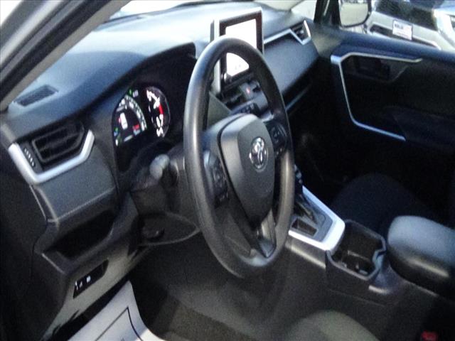 2025 Toyota RAV4 LE:C6722