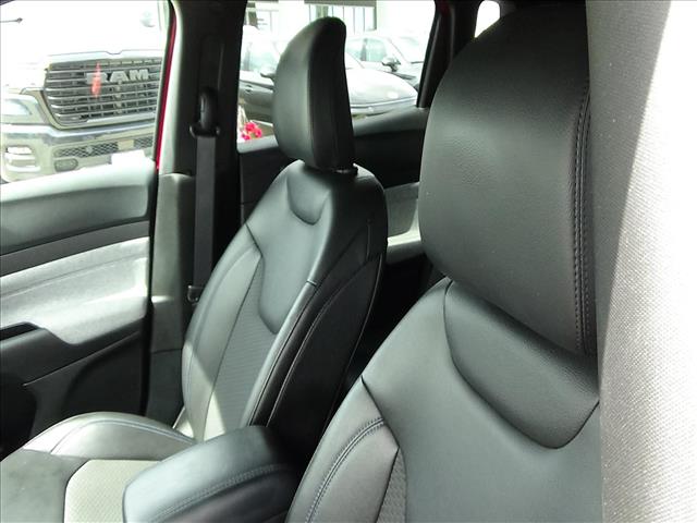 2025 Jeep Compass Latitude:C7115