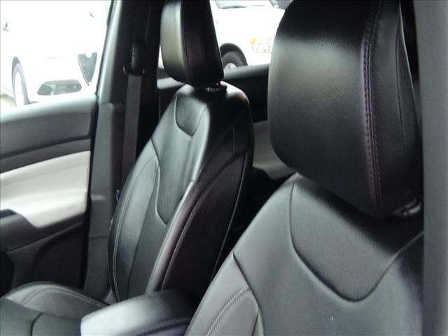 2025 Jeep Compass Limited:C6953