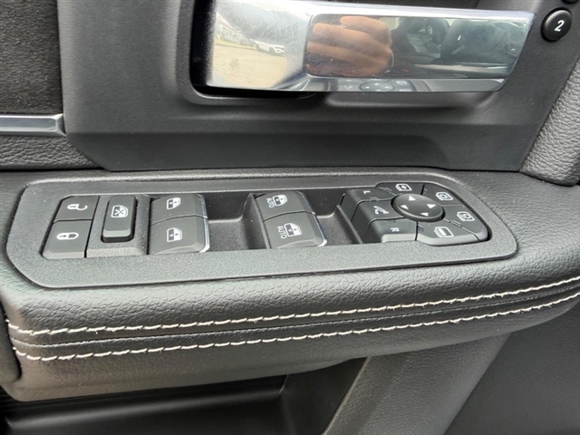 2027 RAM 2500 Laramie:27-008