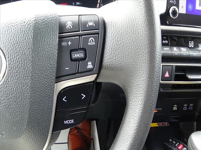 2025 Toyota Camry LE:C6887