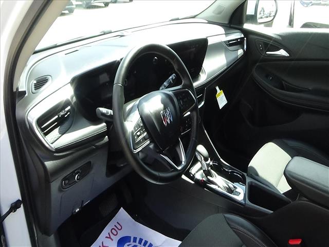 2025 Buick Encore GX Preferred:C7027