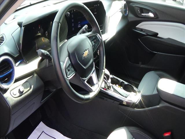 2025 Chevrolet Trax LT:C7011