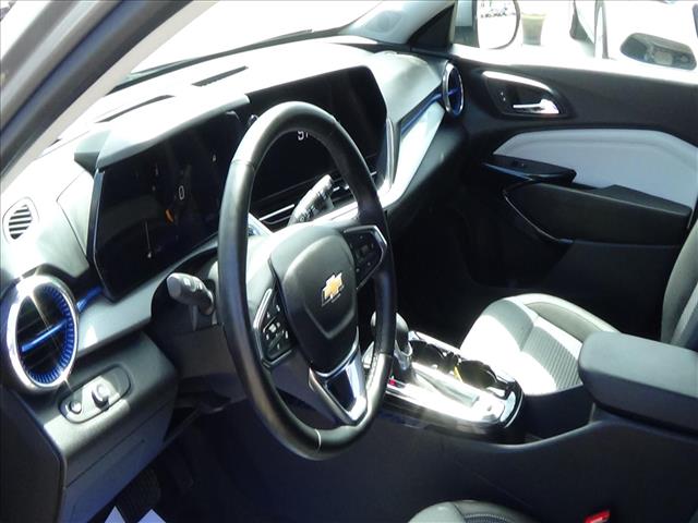 2025 Chevrolet Trax LT:C7024