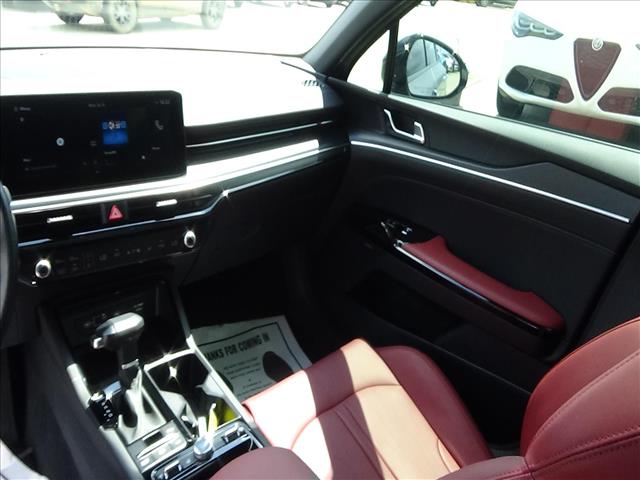 2025 Kia K5 GT-Line:26-143A