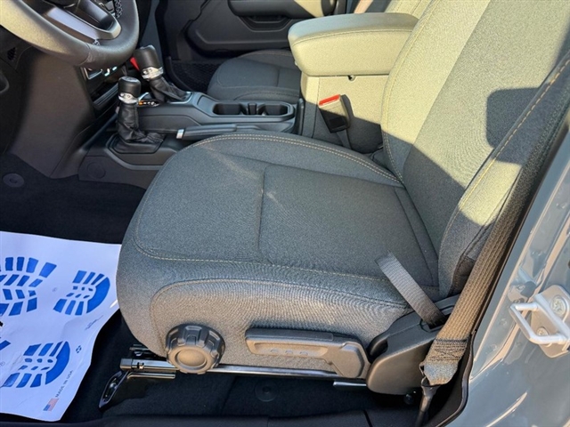 2026 Jeep Wrangler Sport S:26-045