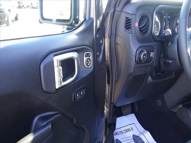 2025 Jeep Wrangler Rubicon:C7125