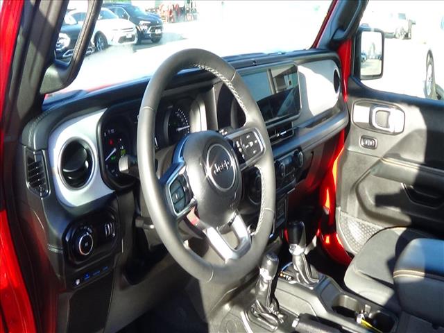 2025 Jeep Wrangler Sahara 4xe:C6974