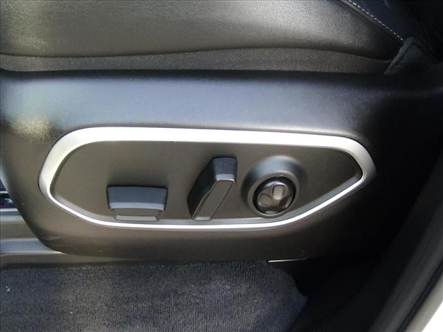 2025 Jeep Wagoneer L Base:C6864