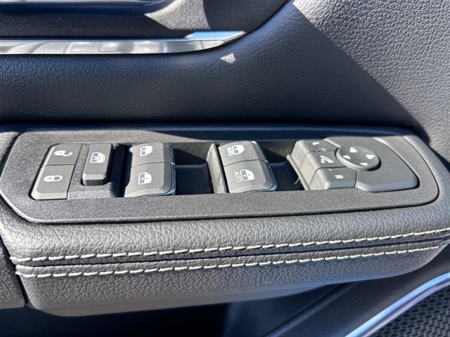 2026 RAM 1500 Laramie:26-043