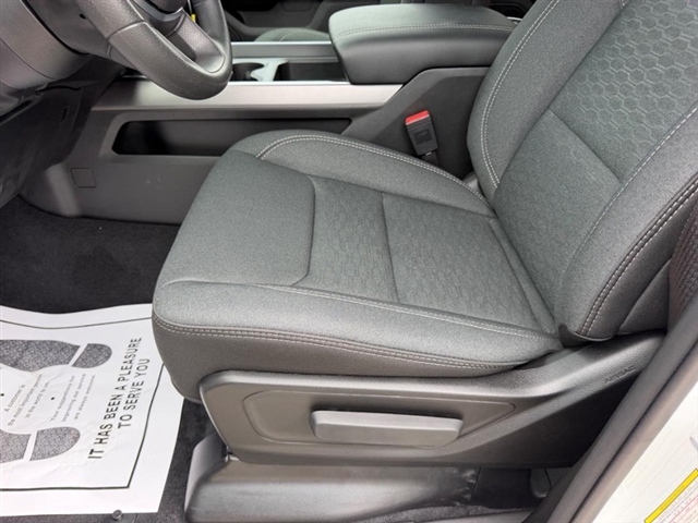 2026 RAM 1500 Express:26-213