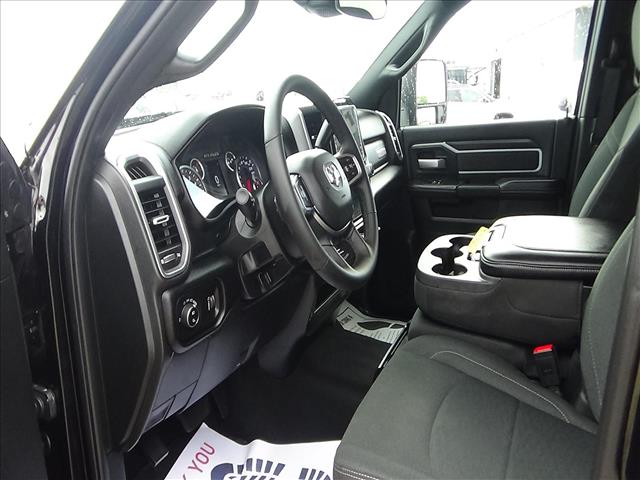2026 RAM 2500 Big Horn:C7041