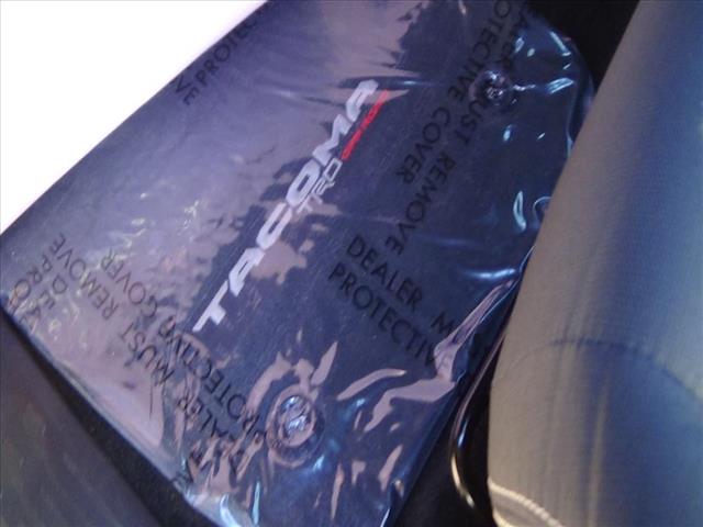 2024 Toyota Tacoma TRD Off-Road:C6653