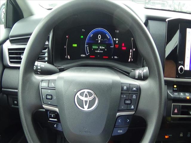 2025 Toyota Camry LE:C6900