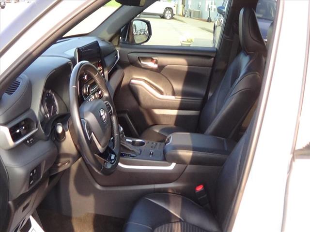 2023 Toyota Highlander XSE