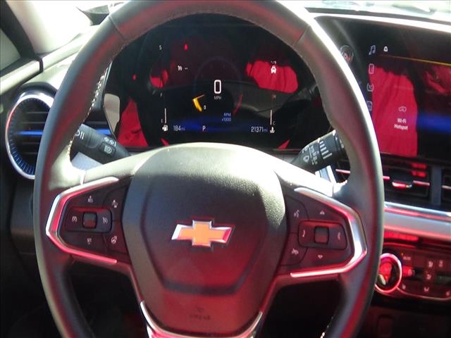 2025 Chevrolet Trax LT:C6821