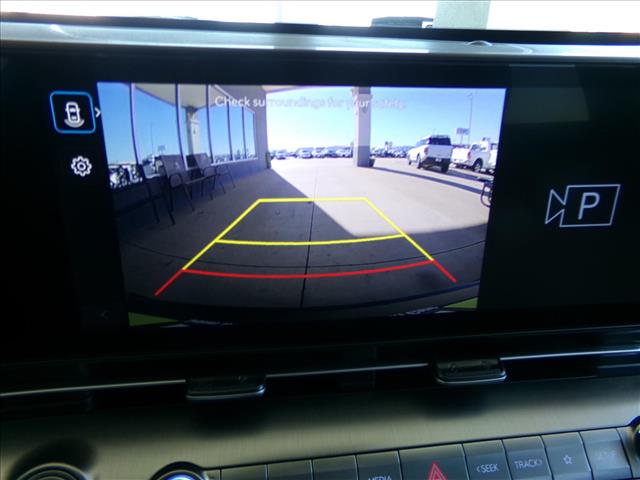 2025 Hyundai KONA SEL:C6740