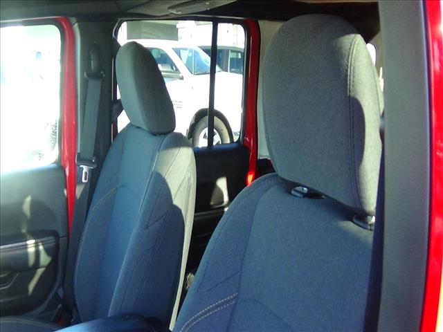 2025 Jeep Wrangler Sahara 4xe:C6974