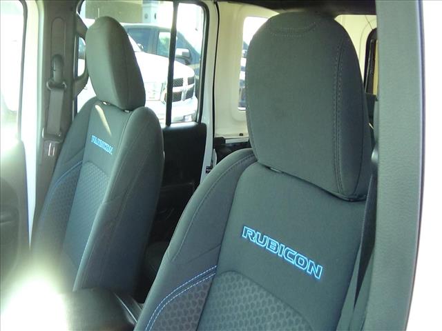 2025 Jeep Wrangler Rubicon 4xe:C6935