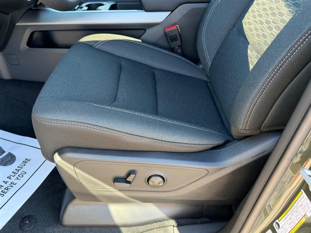 2027 RAM 1500 Big Horn:27-020