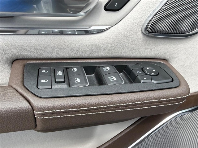2026 RAM 1500 Laramie:26-205