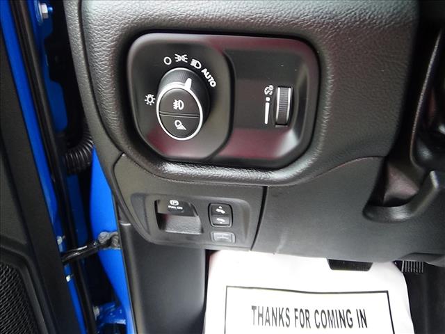 2025 RAM 1500 Big Horn:C7065