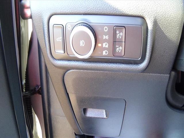 2024 Ford Explorer XLT:C6478