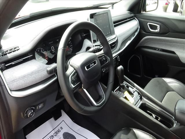2025 Jeep Compass Latitude:C7115
