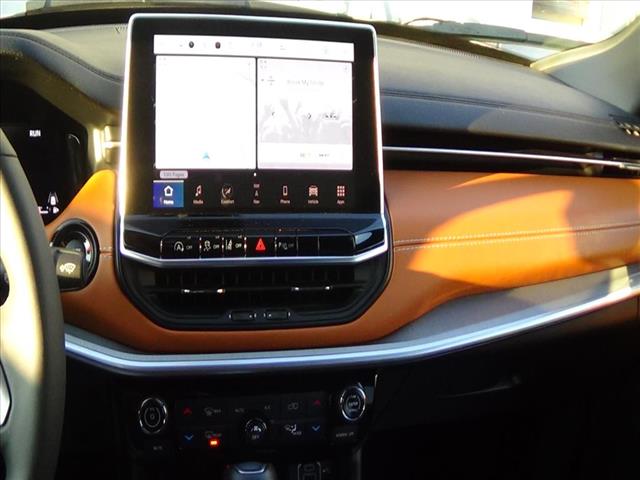 2025 Jeep Compass Limited:C6648