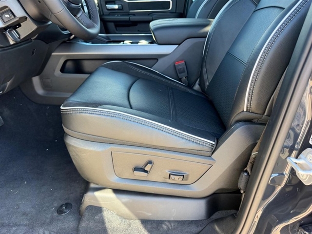 2027 RAM 2500 Laramie:27-023