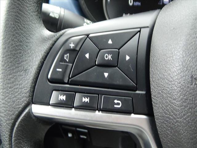 2025 Nissan Versa SV:C6848