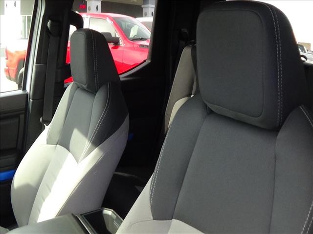 2025 Toyota Tacoma TRD Off-Road:C6774