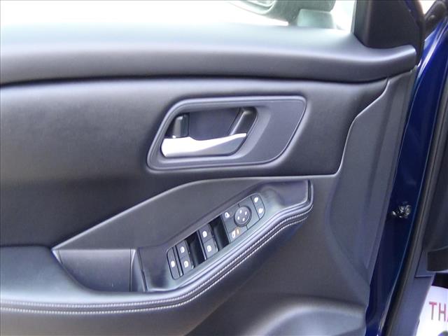 2025 Nissan Rogue SV:C6868