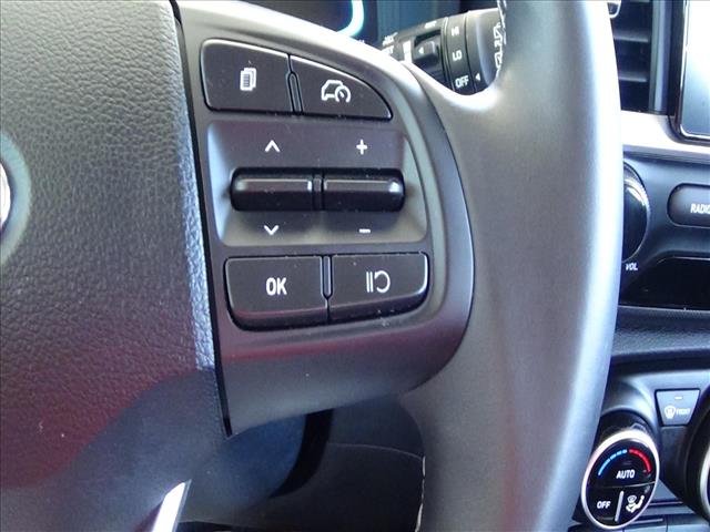 2025 Hyundai VENUE SEL:C6968
