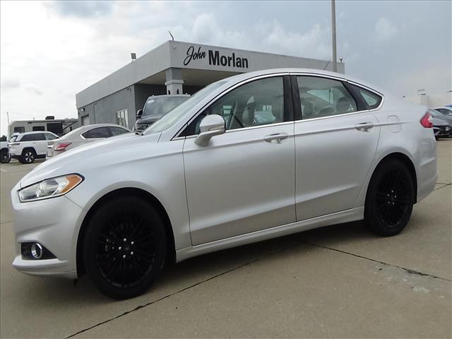 2014 Ford Fusion SE  C6984A
