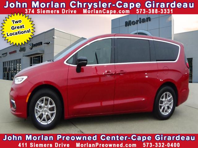 2025 Chrysler Pacifica Select  C6856