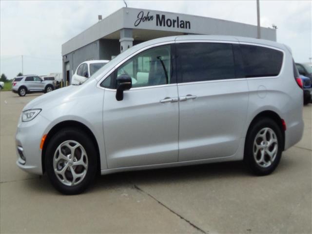 2024 Chrysler Pacifica Limited  C6914
