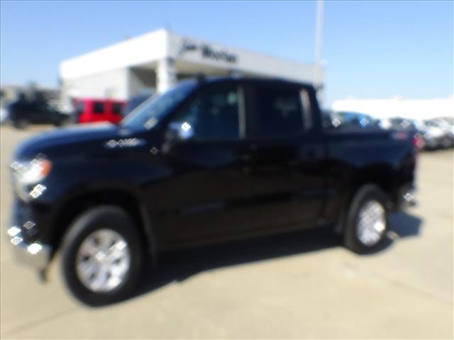 2026 Chevrolet Silverado 1500 LT  C7172