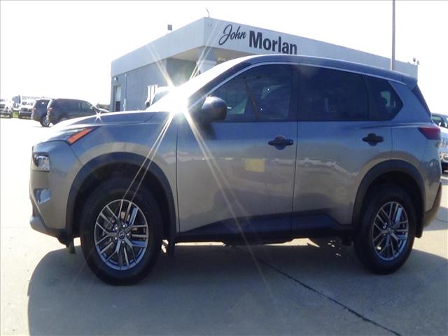 2023 Nissan Rogue S  C6775A