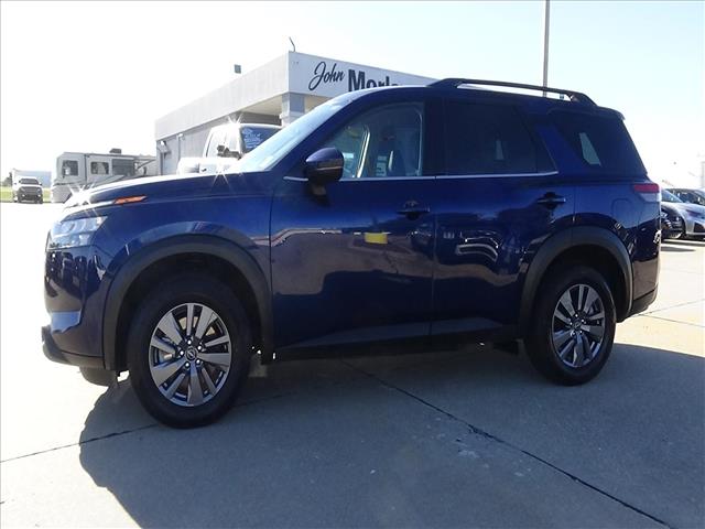 2025 Nissan Pathfinder SV  C7140