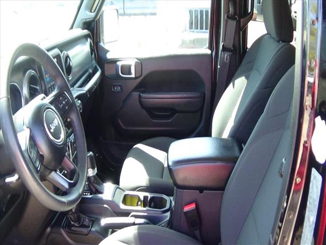 Photo of 2023 Jeep Wrangler Sahara 4xe in Cape Girardeau, MO - 20,  2023 Jeep Wrangler Sahara 4xe:C6162