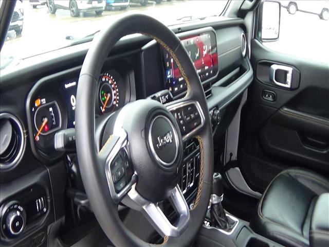 2024 Jeep Wrangler Sahara:C6752