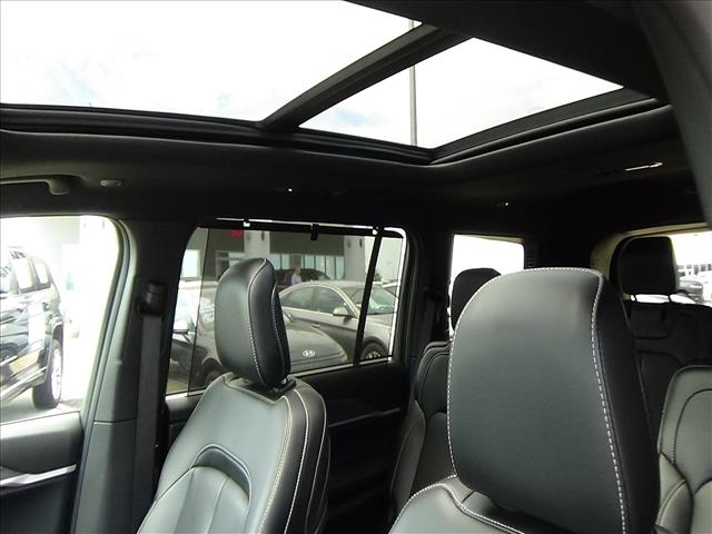 2025 Jeep Grand Cherokee L Limited:C7077