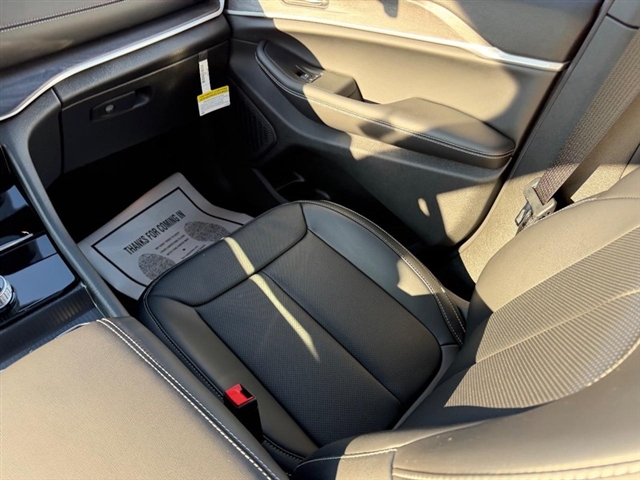 2025 Jeep Grand Cherokee L Limited:25-240