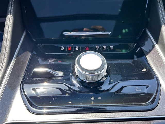 2024 Wagoneer Wagoneer Base