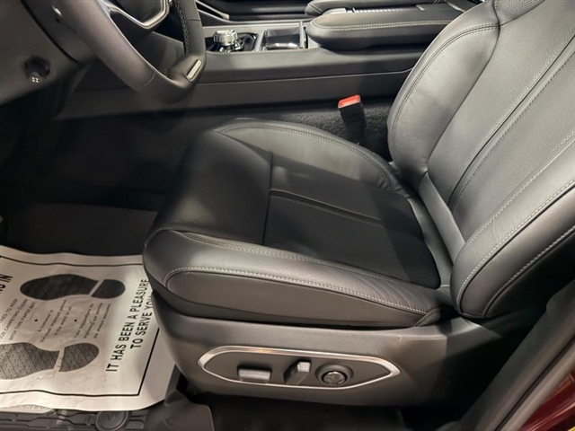 2026 Jeep Grand Wagoneer:26-082