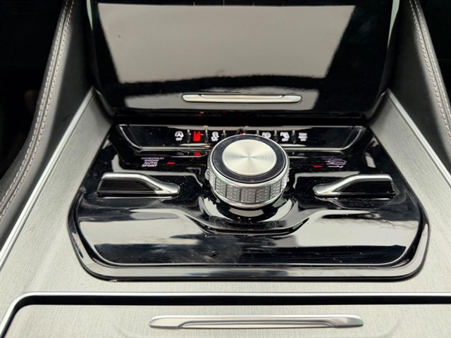 2025 Jeep Wagoneer Super:25-230