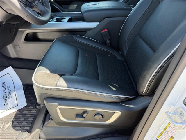 2026 RAM 1500 Laramie:26-098