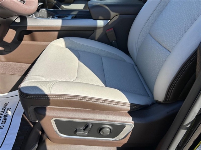 2026 RAM 1500 Laramie:26-012